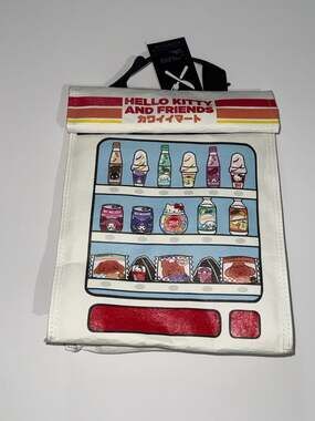 Bioworld Hello Kitty and Friends Vending Machine Insulated Lunch Box